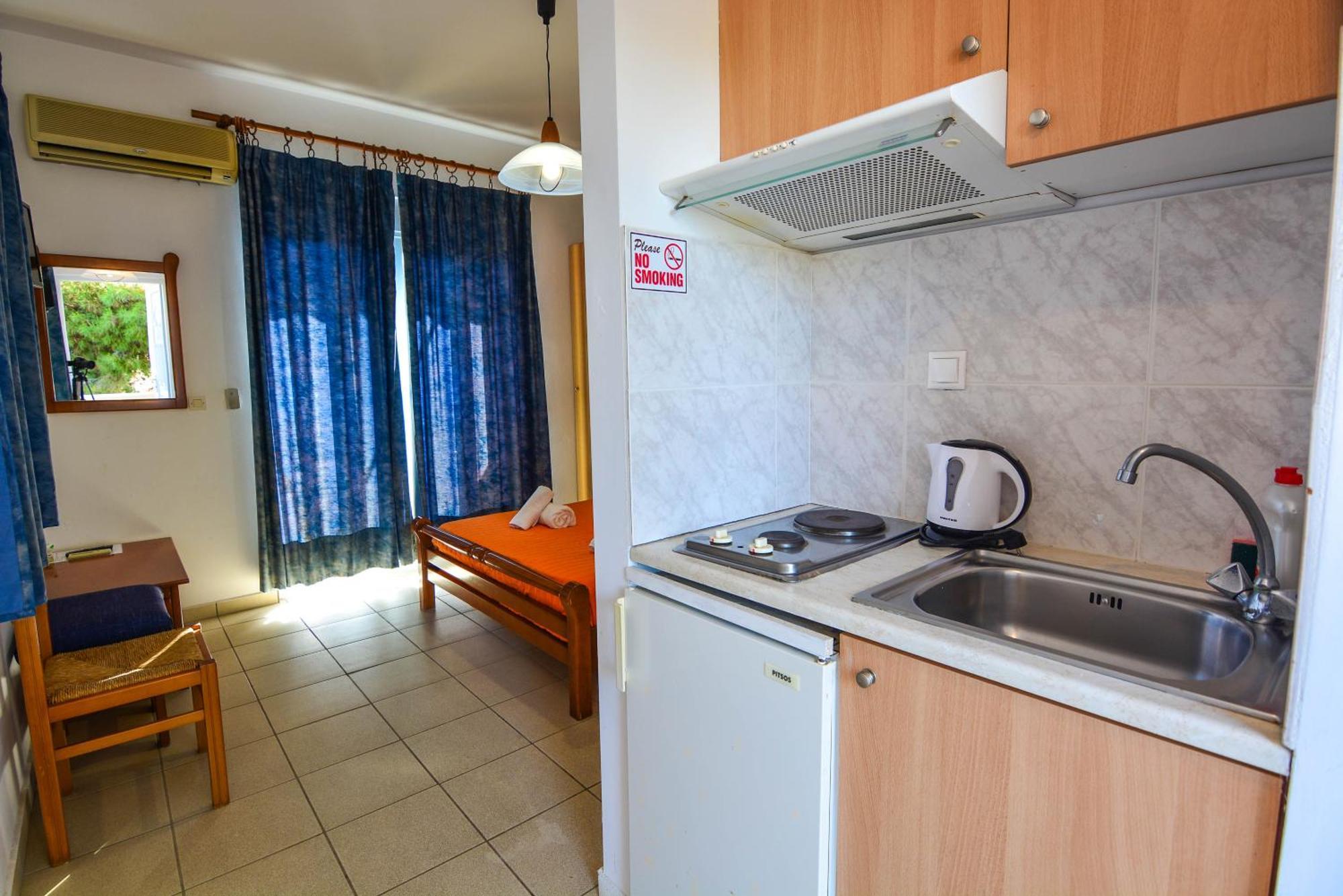 Epavlis Apartments Porto Heli Exterior foto