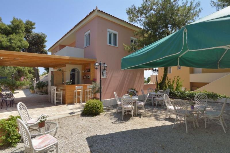 Epavlis Apartments Porto Heli Exterior foto